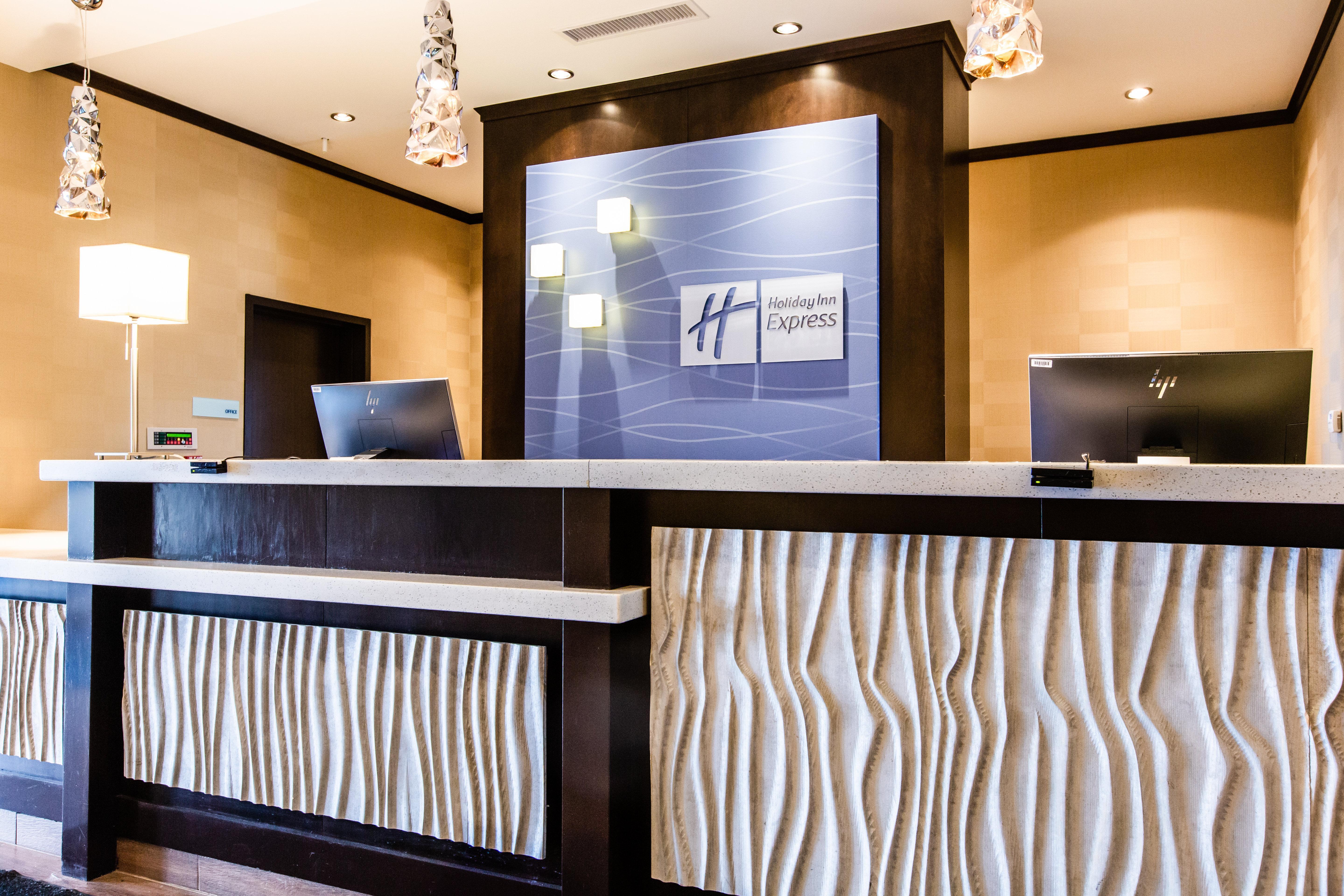 Holiday Inn Express & Suites Spruce Grove - Stony Plain By Ihg Eksteriør bilde